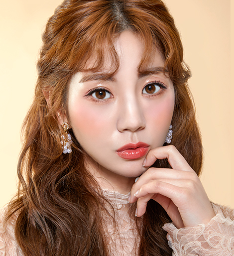 로맨티 브라운